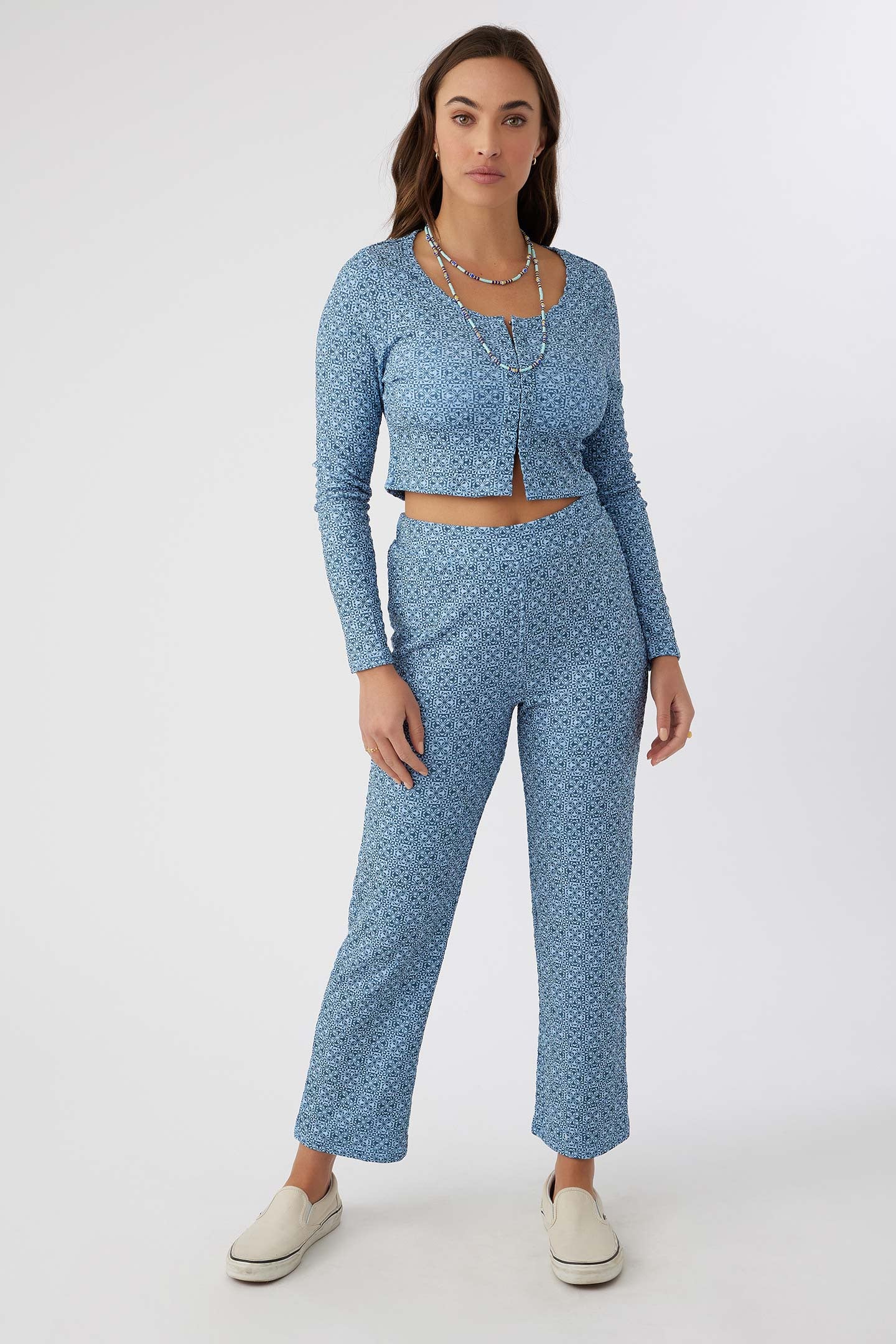 Chic Larissa Flare Leg Pants